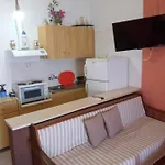 Lejlighed Agatha Appartments Paliouria *