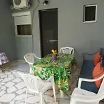 Agatha Appartments Paliouria Appartamento