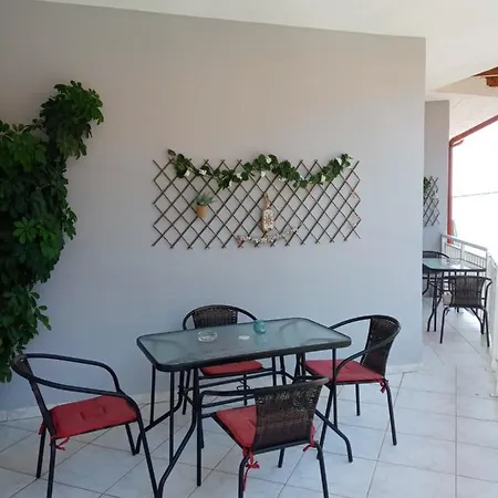 شقة Agatha Appartments Paliouria