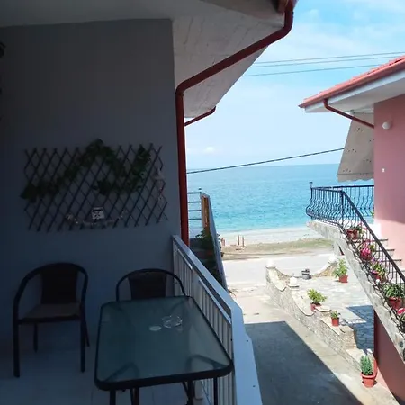 شقة Agatha Appartments Paliouria *