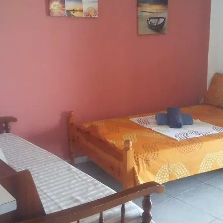Agatha Appartments Paliouria