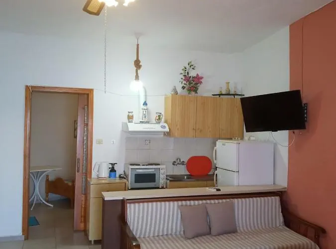 Agatha Appartments Paliouria