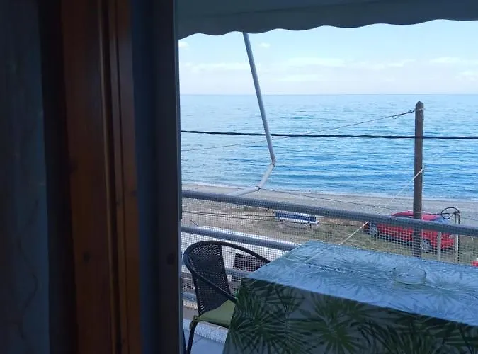 Agatha Appartments Paliouria דירה