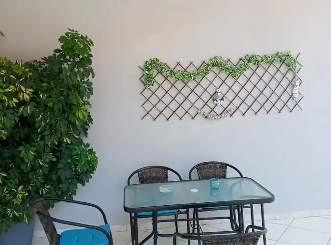 דירה Agatha Appartments Paliouria Kókkinon Nerón